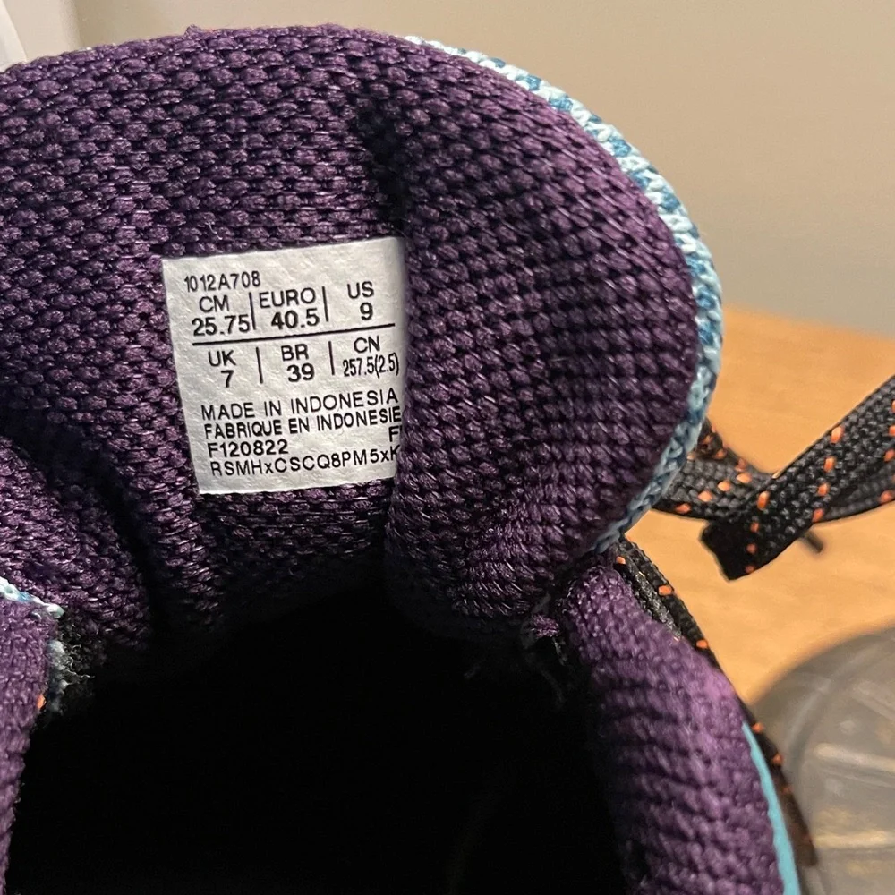 NWOT Asics Turquoise and Violet Athletic Shoes - Picture 7 of 7